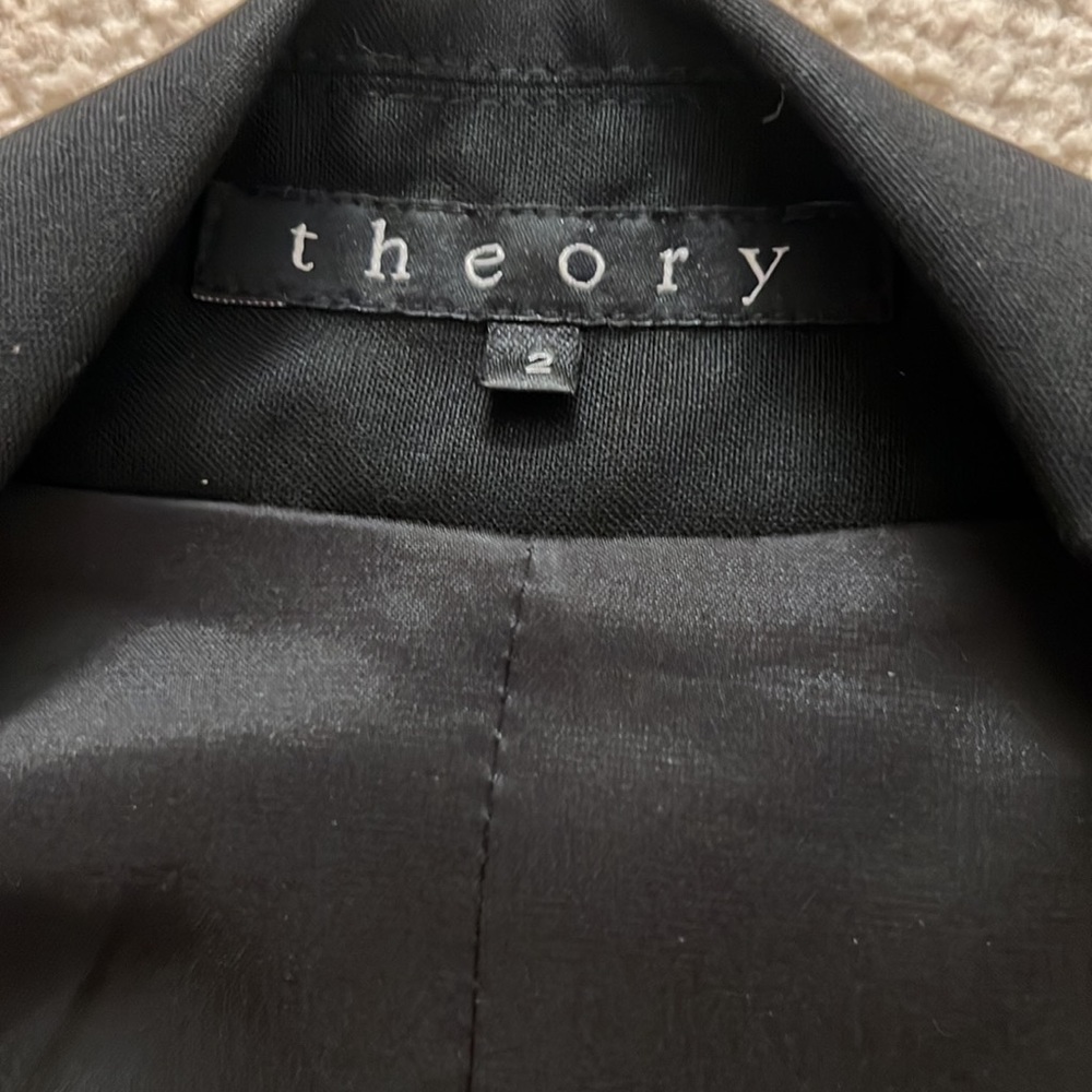 Theory blazer, black size 2 - Picture 3 of 3